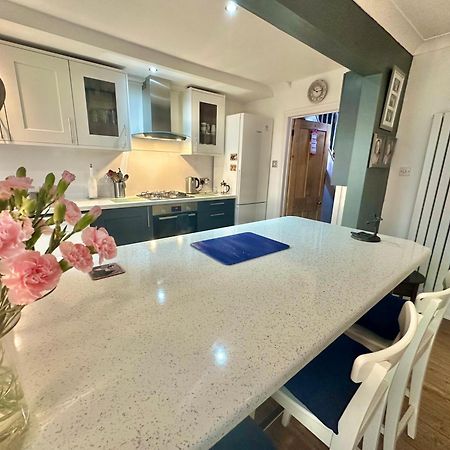 Garden Cottage - 3 Bedroom Close To Town And Beach Bournemouth Exteriér fotografie