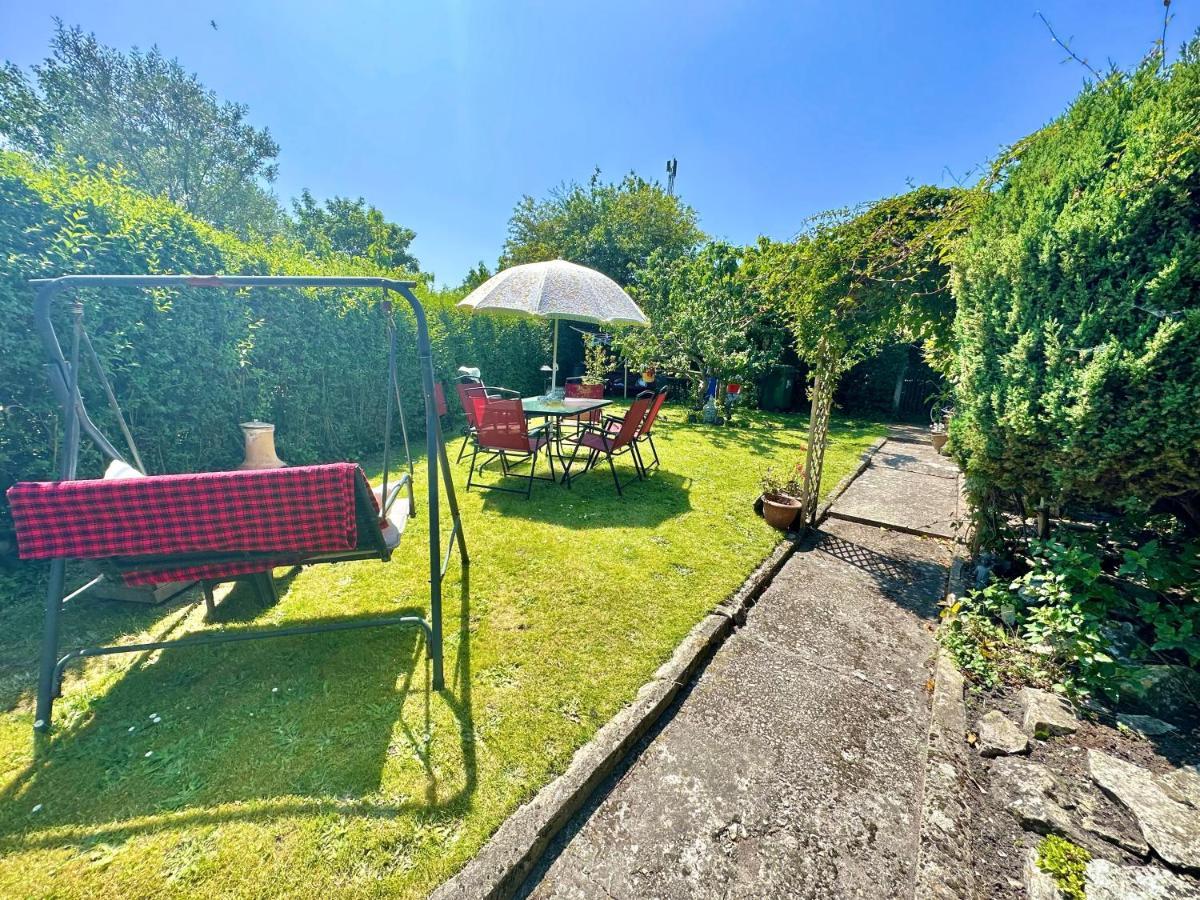 Garden Cottage - 3 Bedroom Close To Town And Beach Bournemouth Exteriér fotografie