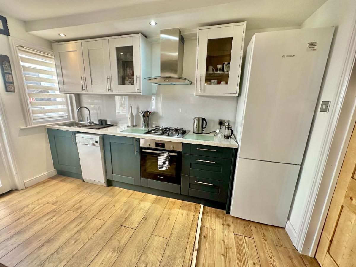 Garden Cottage - 3 Bedroom Close To Town And Beach Bournemouth Exteriér fotografie