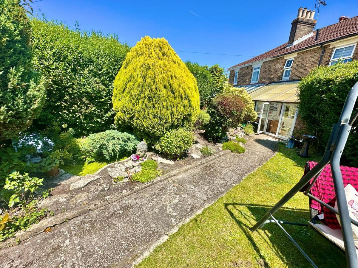Garden Cottage - 3 Bedroom Close To Town And Beach Bournemouth Exteriér fotografie