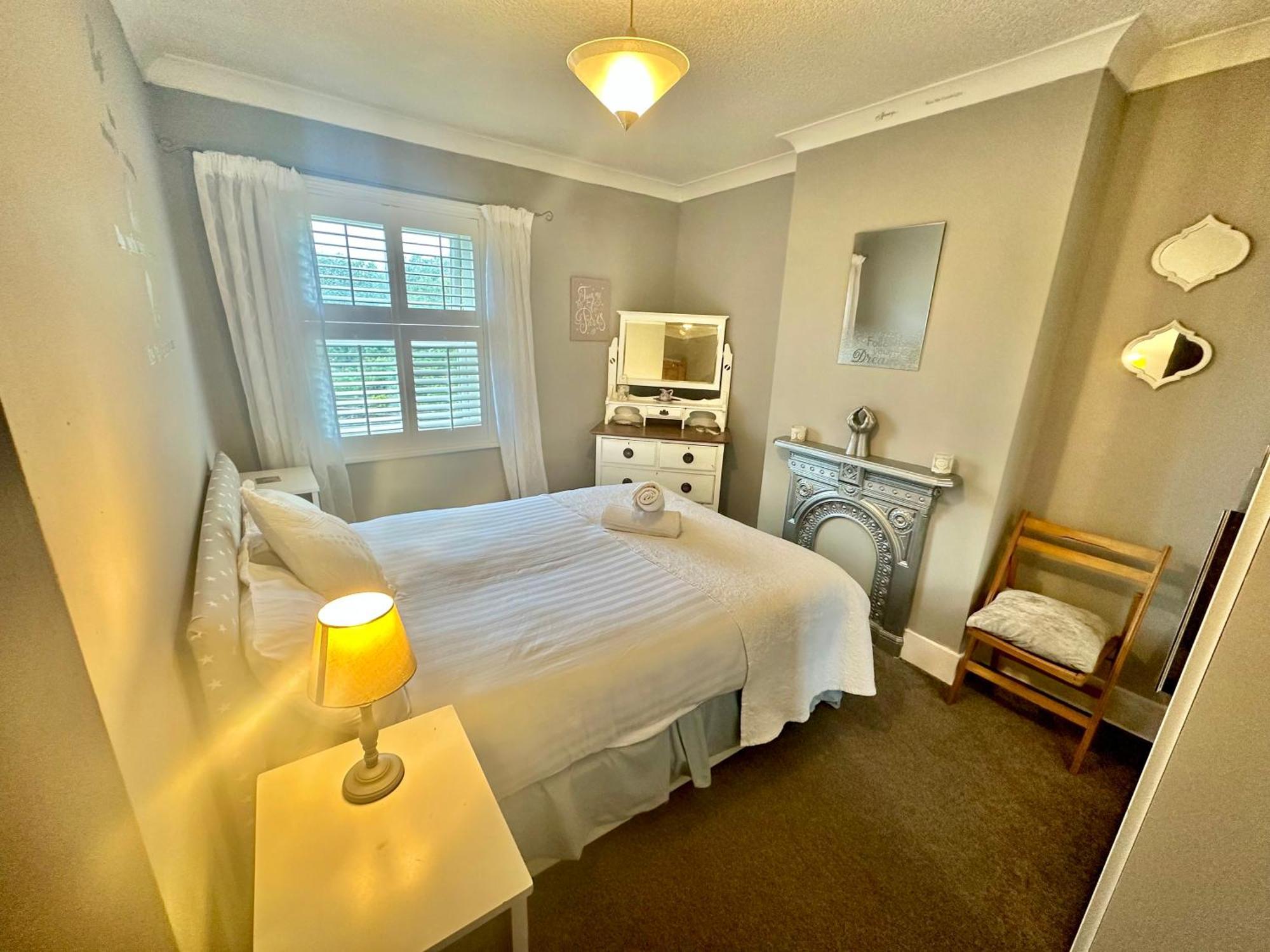Garden Cottage - 3 Bedroom Close To Town And Beach Bournemouth Exteriér fotografie